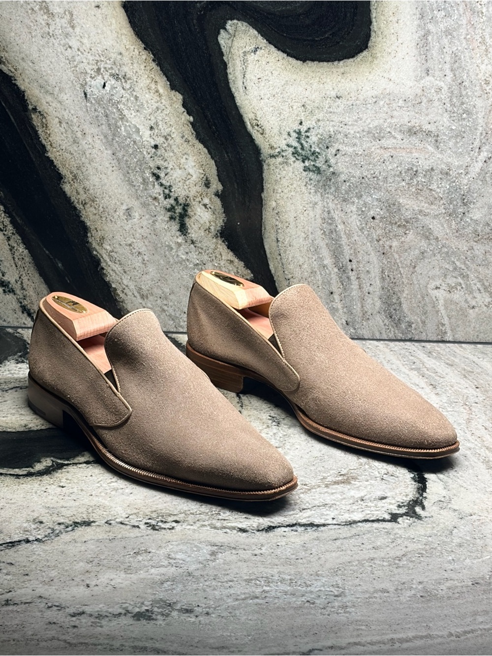 Sutor Mantellassi Men’s Grey Taupe Suede Loafers Size 8.5 UK 9.5 US Italy